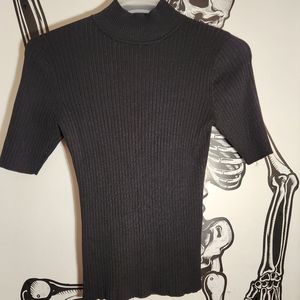 Ribbed Knit Mock Turtle